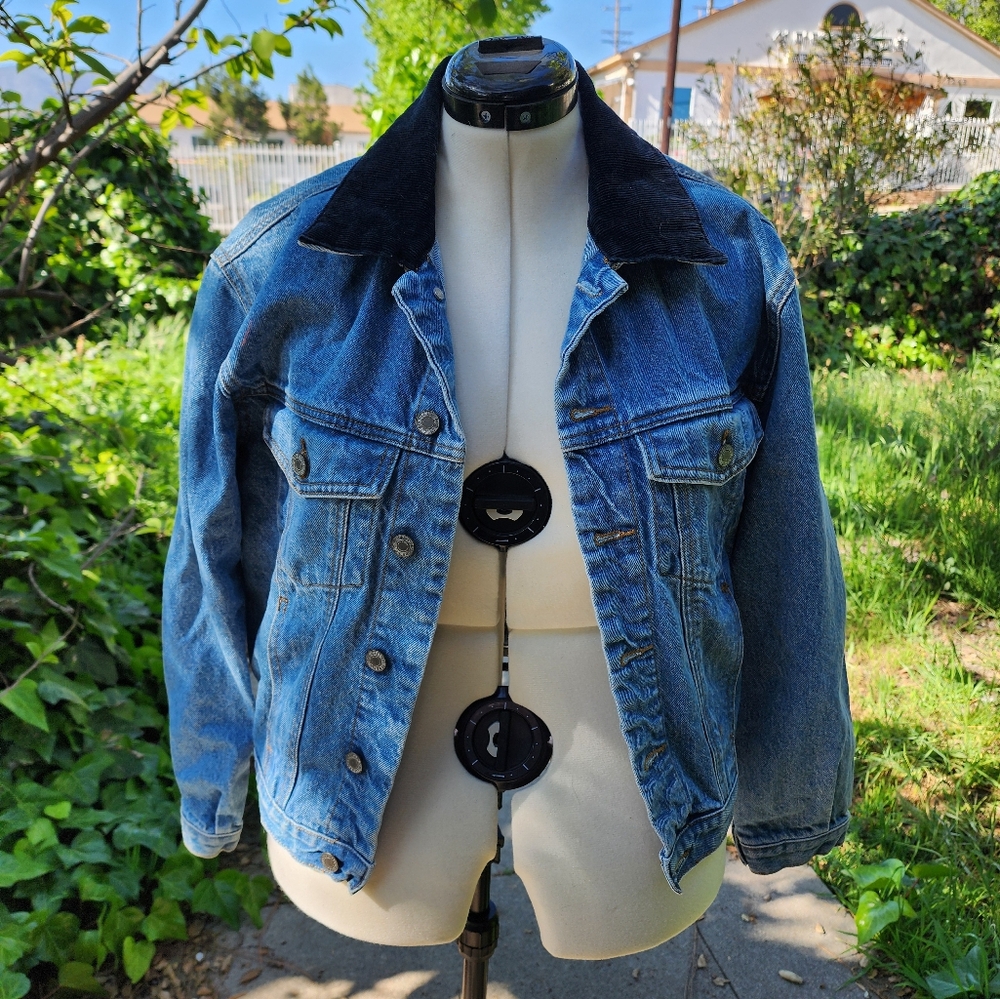 Blue Denim Jacket with Corduroy Collar